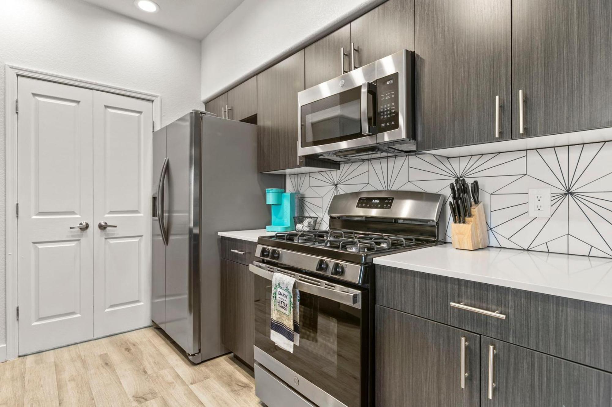 Cozysuites Glendale By The Stadium W Pool! 11 Exterior photo